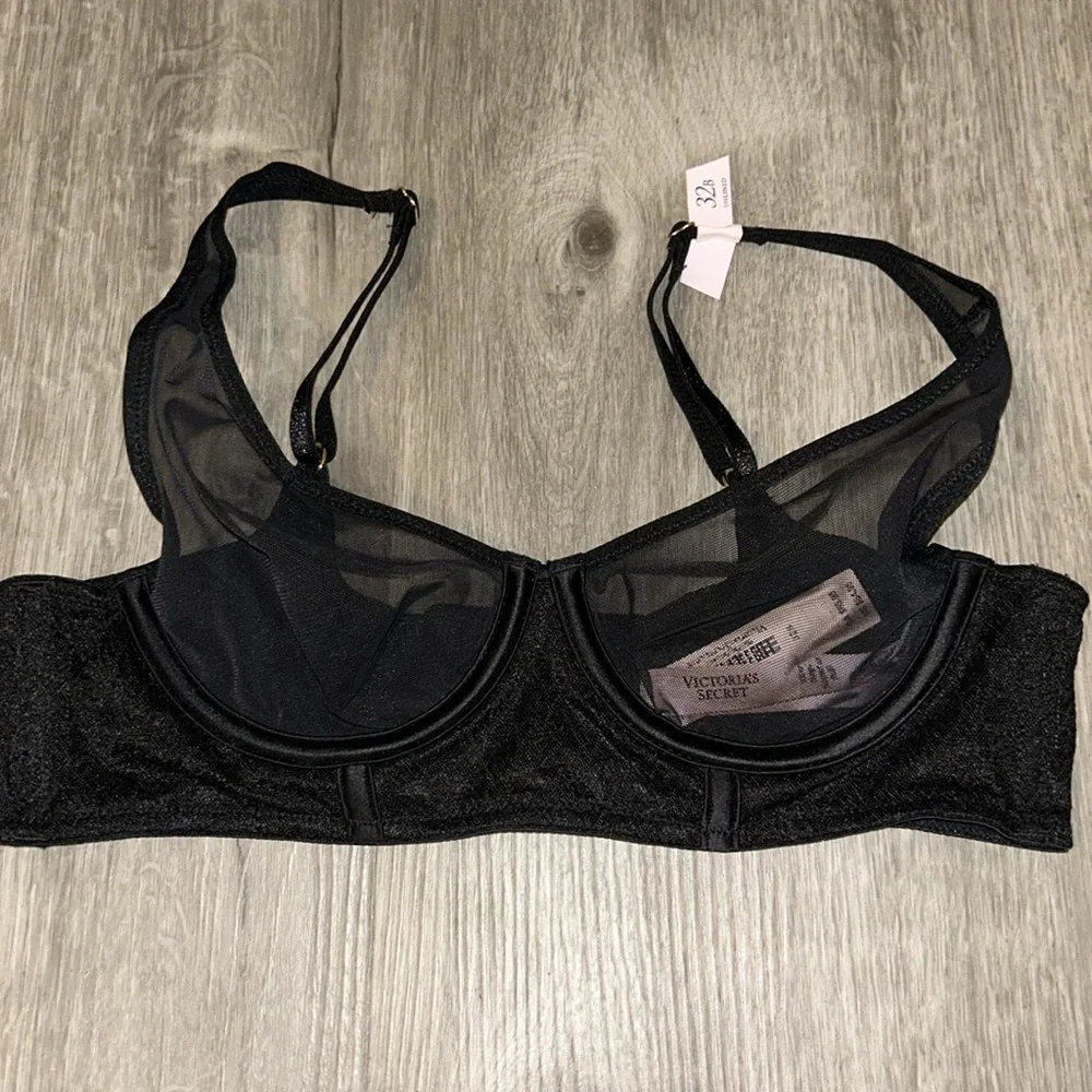 Victoria’s Secret very sexy Icon mesh longline plunge bra